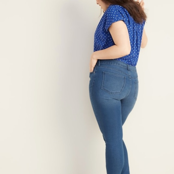 Mid-Rise Super Skinny Jeans - Picture 3 of 3